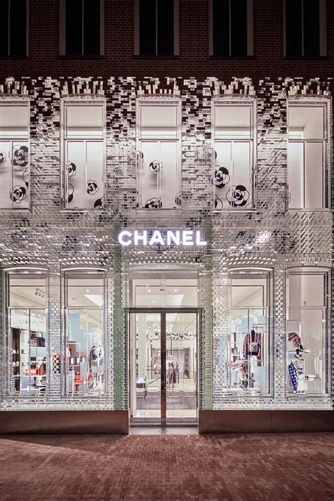 vintage chanel amsterdam